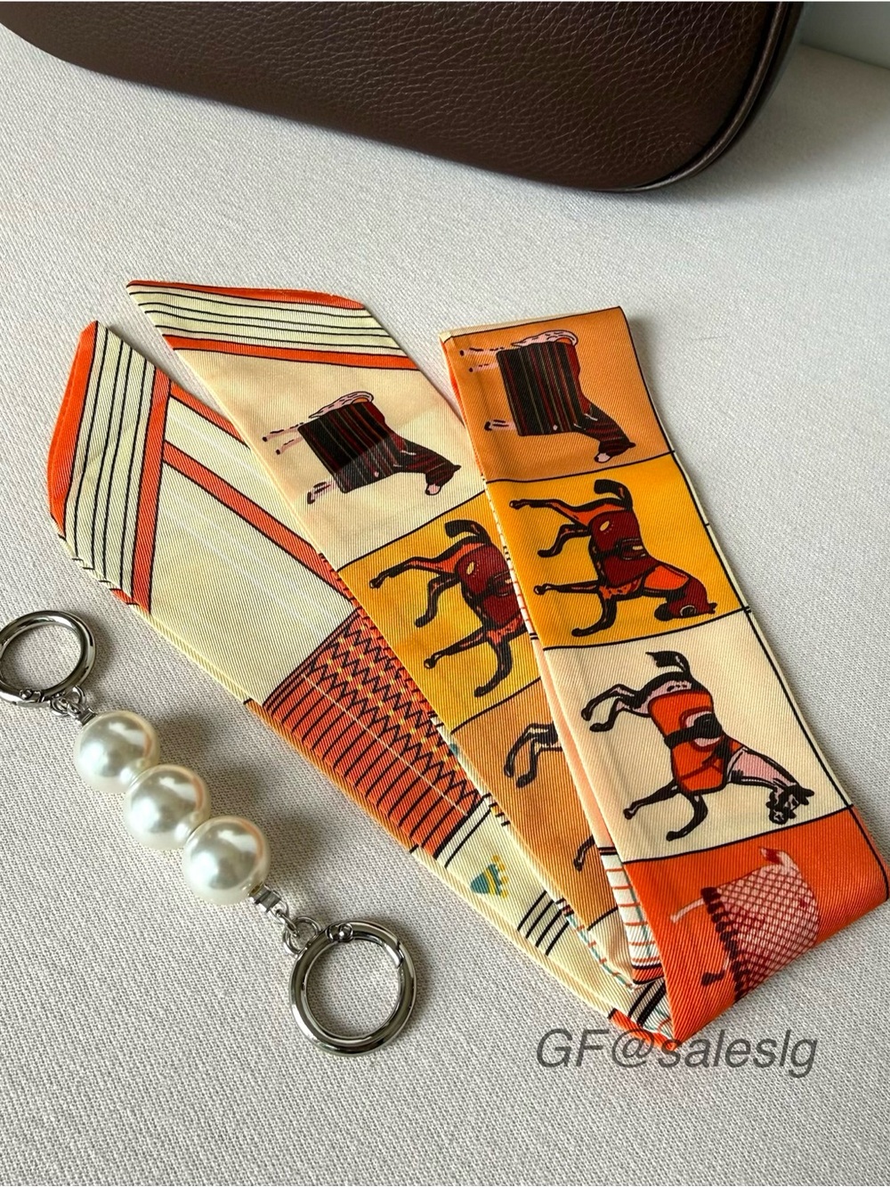 Horse Print Twilly Scarf & Pearl Chain Extender Bag Accessories Set
